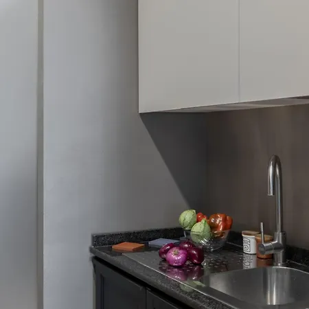 Iflat Modern & Relaxing In Trastevere Appartement *