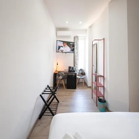 Trastevere New Luxury 住宿加早餐酒店