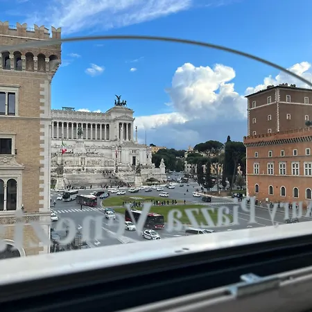 Piazza Venezia Luxury Pensjonat Rzym