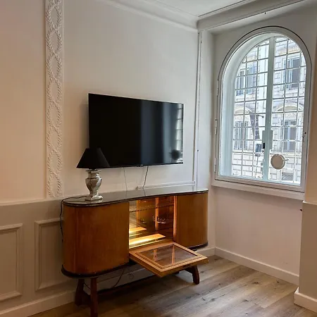 Crispi 30 Stylish Apartment *