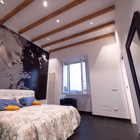 Conte House - 2 * Rome