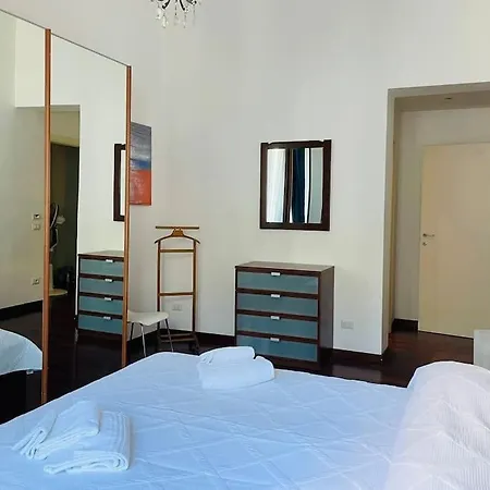 Apartamento In Centro Storico Vicino La Stazione Termini Roma