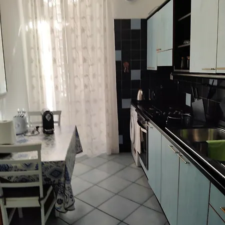 Scipioni's A 300mt Da San Pietro * Roma