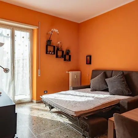 Domus Tuscolana Appartamento Roma