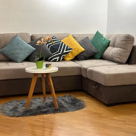 Holiday Colosseum Apartment *