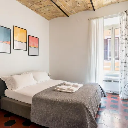 Half Palace, Relaxing In San Lorenzo Apartment