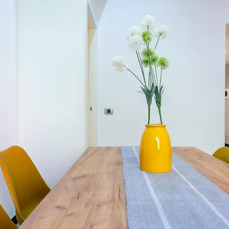 Mustard S Camillo - Homes *