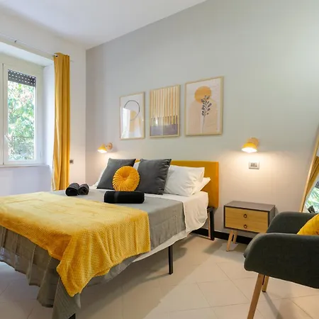 Mustard S Camillo - Homes * Rom
