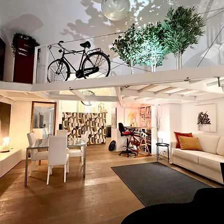 Luxury Art Holiday home *