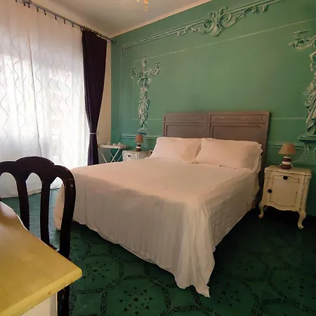 Gregory Place לינה וארוחת בוקר 2*
