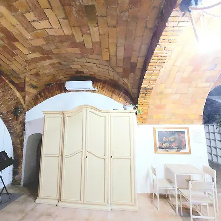 Apartment Trastevere In Music Rome