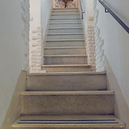 Ventisei Scalini A Trastevere