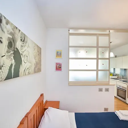 Appartamento Hella Urbana 152 *