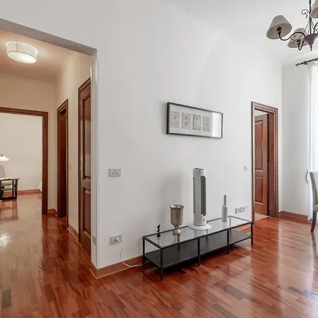 La Tua Casa Al Colosseo Apartment *