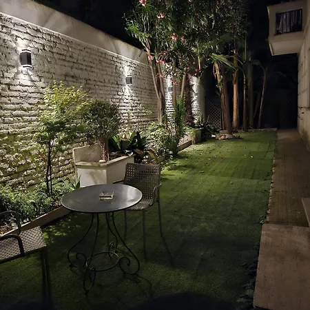 Astoria Golden House Guest house *