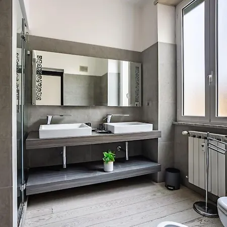 Charme & Luxe 2 Bedroom Center * Rome