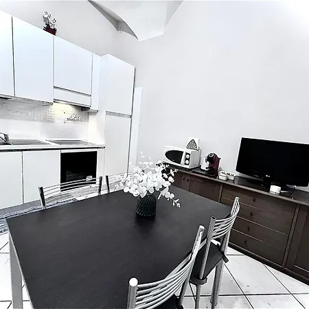 Is Apartment *