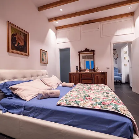 Conte House - 2 * Rome