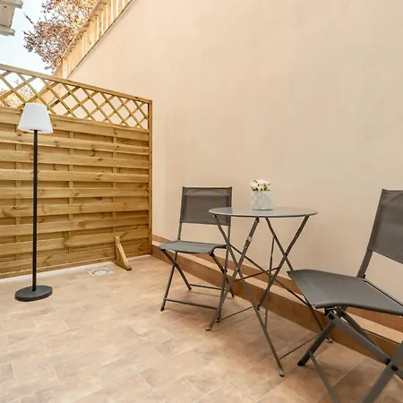 Barone House Guest house *