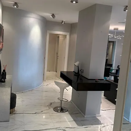 Luxury Roma