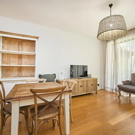 Appartamento Hella Urbana 152 *