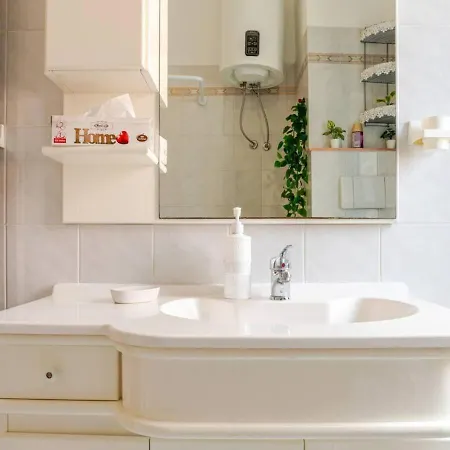 La Tua Casa Romana Casadei Apartment *