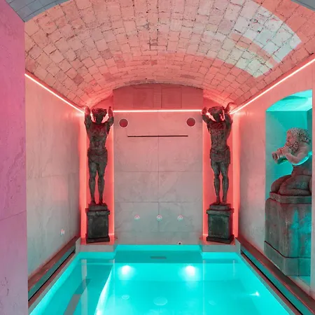 Romanico Palace Luxury & 4* Rome