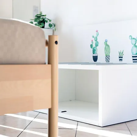 Stylish & Cozy - 5 Star Location- Balcony - View * Roma