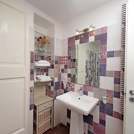 Dolce Casa Colosseo 1 - 2 Apartment