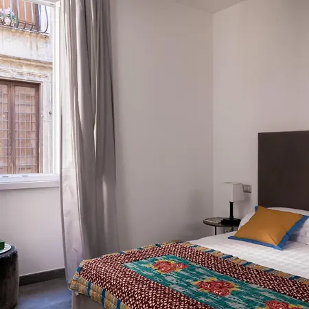 Aparthotel Now Apartments, In The Heart Of