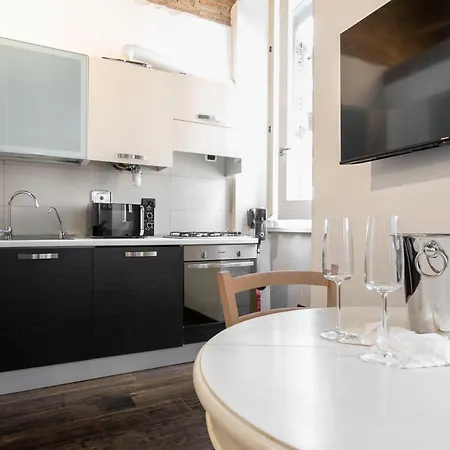 Sweetly - Italia Apartment Rome