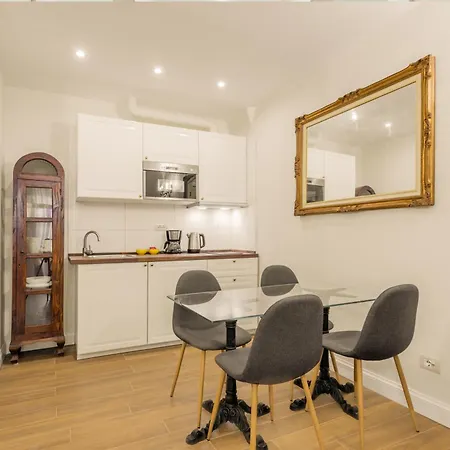Pantheon - Piccola Apartment