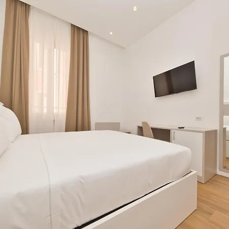 Hotel Lh Andreotti 3*