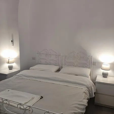 A San Lorenzo Netsuhe Apartment Rome