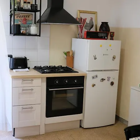 New! True-stevere Amazing Double Bed For 5 Pax Apartment *