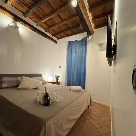 Labanca's Luxury Navona *