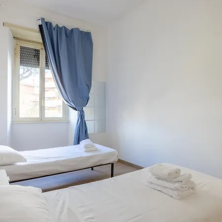Casa Emma, Aurelio *
