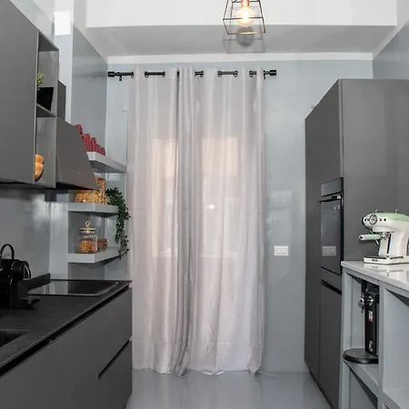Funny House By M Apartment Rome