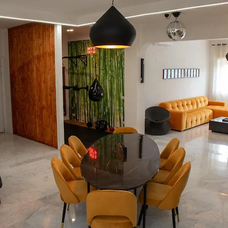 Apartment Funny House By M *