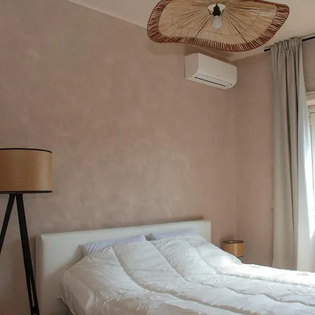 Apartment Funny House By M Rome