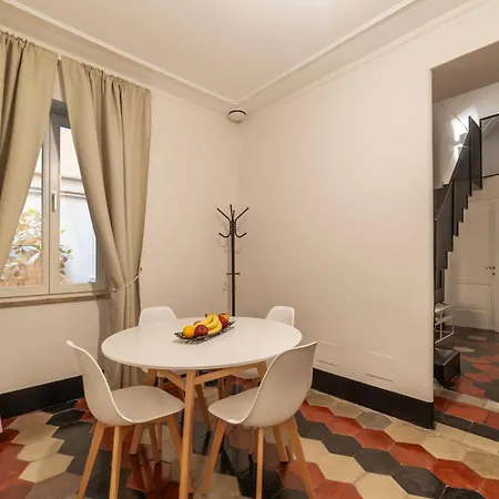 Apartment Toscana 1 - Fromhometorome Rome
