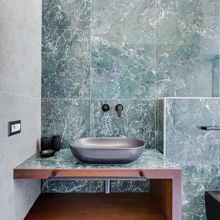 Bmga L Ottaviano Lux 3bdr Rome