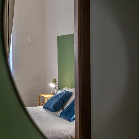 Iflat Colosseum's Brand New & Cozy Nest Apartment *