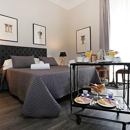 Residenza Cavour Bed & Breakfast 3*