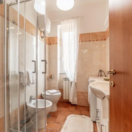 Greta Flat - Ospedale Gemelli - Wifi Appartamento