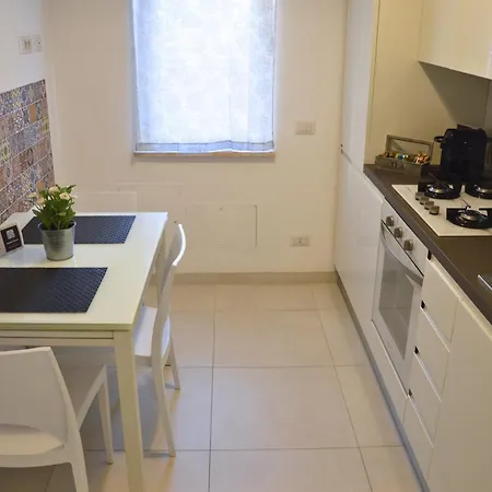 Apartment Arese Undici *