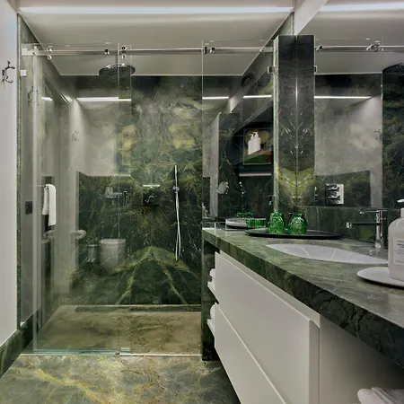 Aparthotel Palazzo Delle Pietre - Luxury Řím