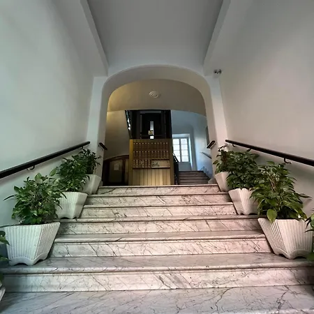 Casa Anna - Vatican & Metro Ottaviano Apartment