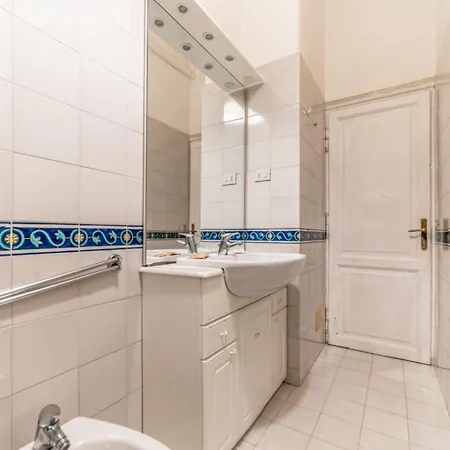 Casa Anna - Vatican & Metro Ottaviano Apartment Rome