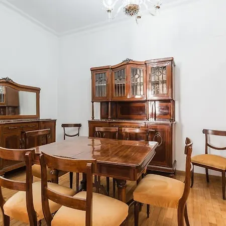 Appartamento Charme E Lusso A San Pietro *